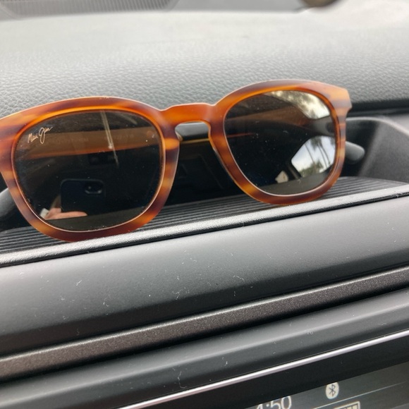 Maui Jim Tortoise Shell Sunglasses - Picture 1 of 4